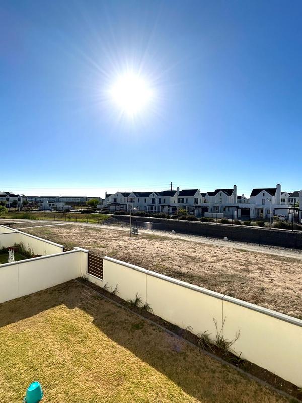 To Let 2 Bedroom Property for Rent in The Huntsman Western Cape